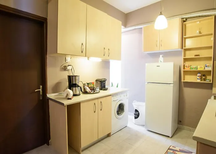 Salonika Downtown Spacious شقة *